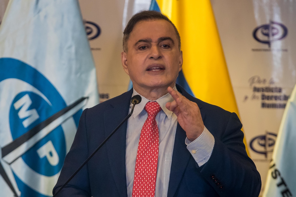 Tarek William Saab arremete contra Perkins Rocha: Es un recogelatas del derecho