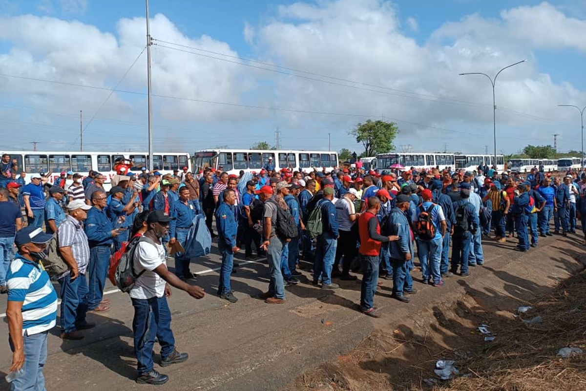 Trabajadores de Sidor protestarán hasta que el gobierno dolarice sus salarios, pese al hostigamiento y la intimidación