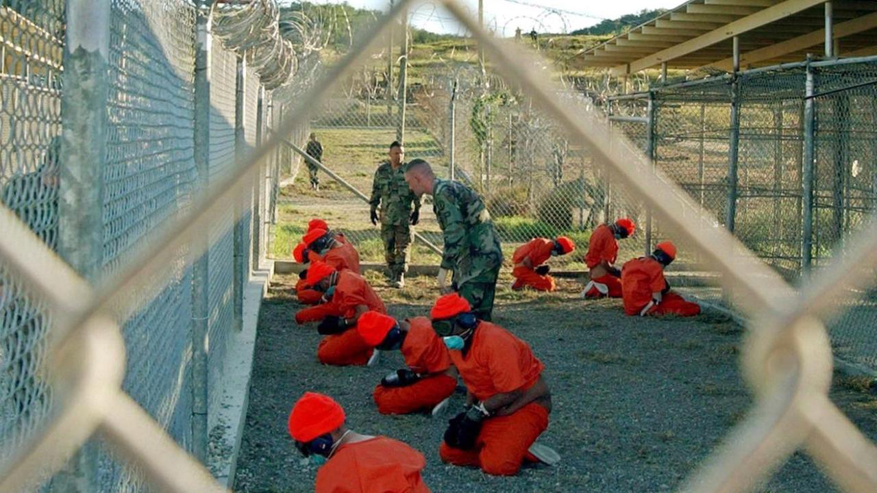 EE UU devuelve a Pakistán a dos presos de Guantánamo