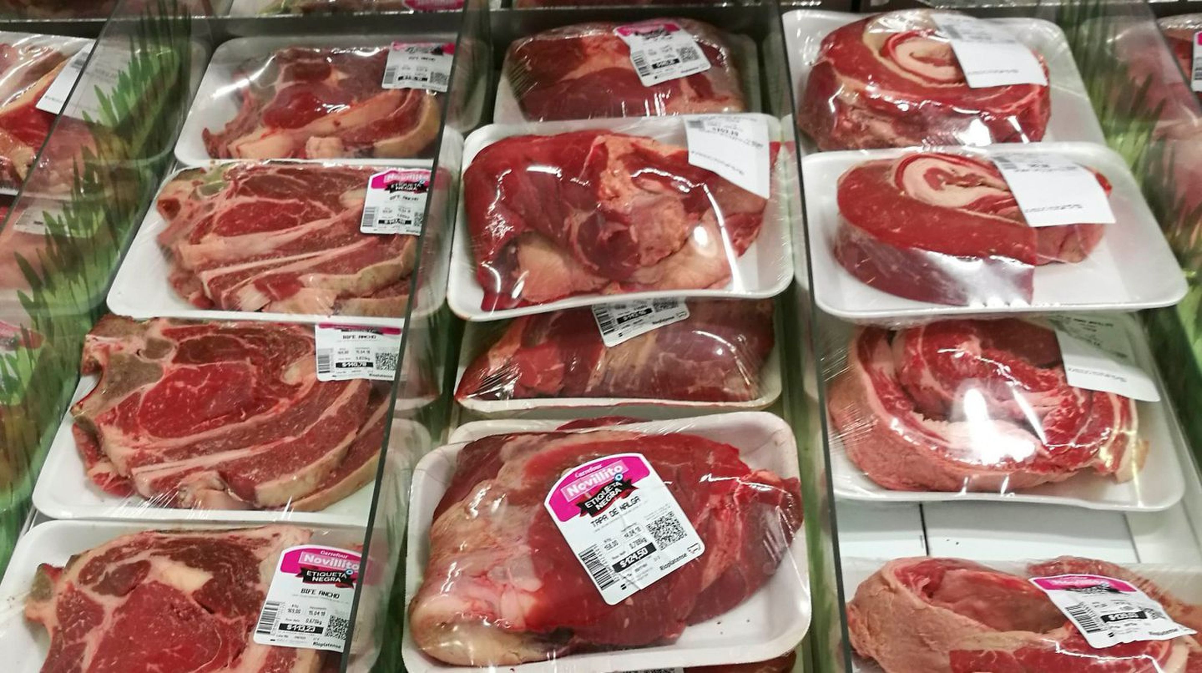 Argentina aplica control de precios para que la carne no sea inaccesible