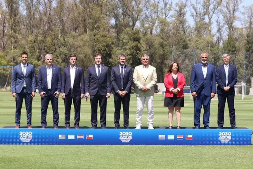 Argentina, Uruguay, Chile y Paraguay para el Mundial 2030.