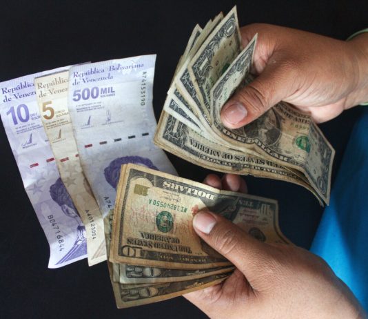 dólar Países sancionados tienen sus salarios mínimos más altos que Venezuela Venezuela presupuesto Bolívares