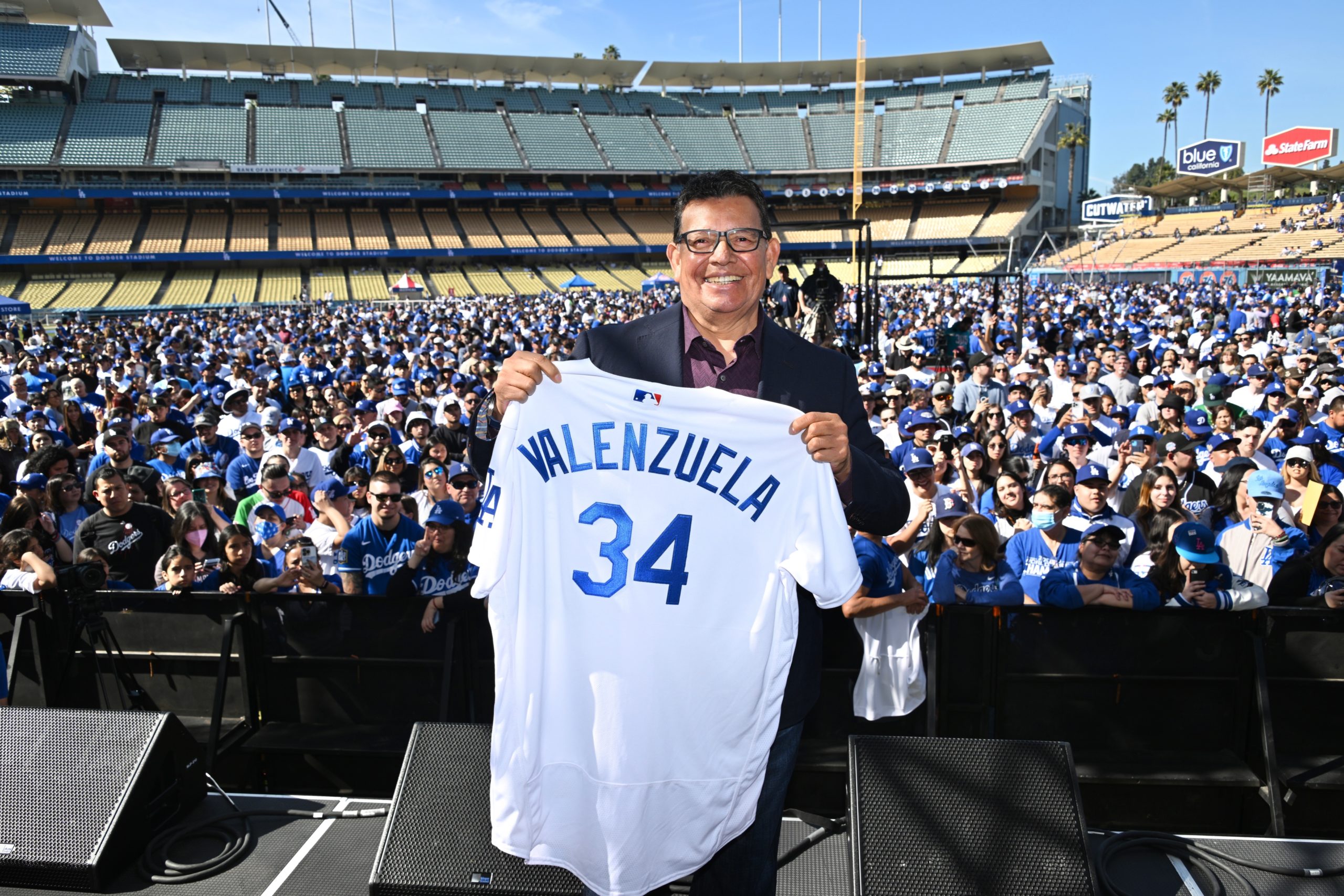 Dodgers retira el número 34 de Fernando Valenzuela este viernes en Los  Ángeles, Univision 34 Los Angeles KMEX