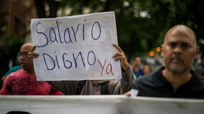 Sindicatos venezolanos exigen aumento de sueldo