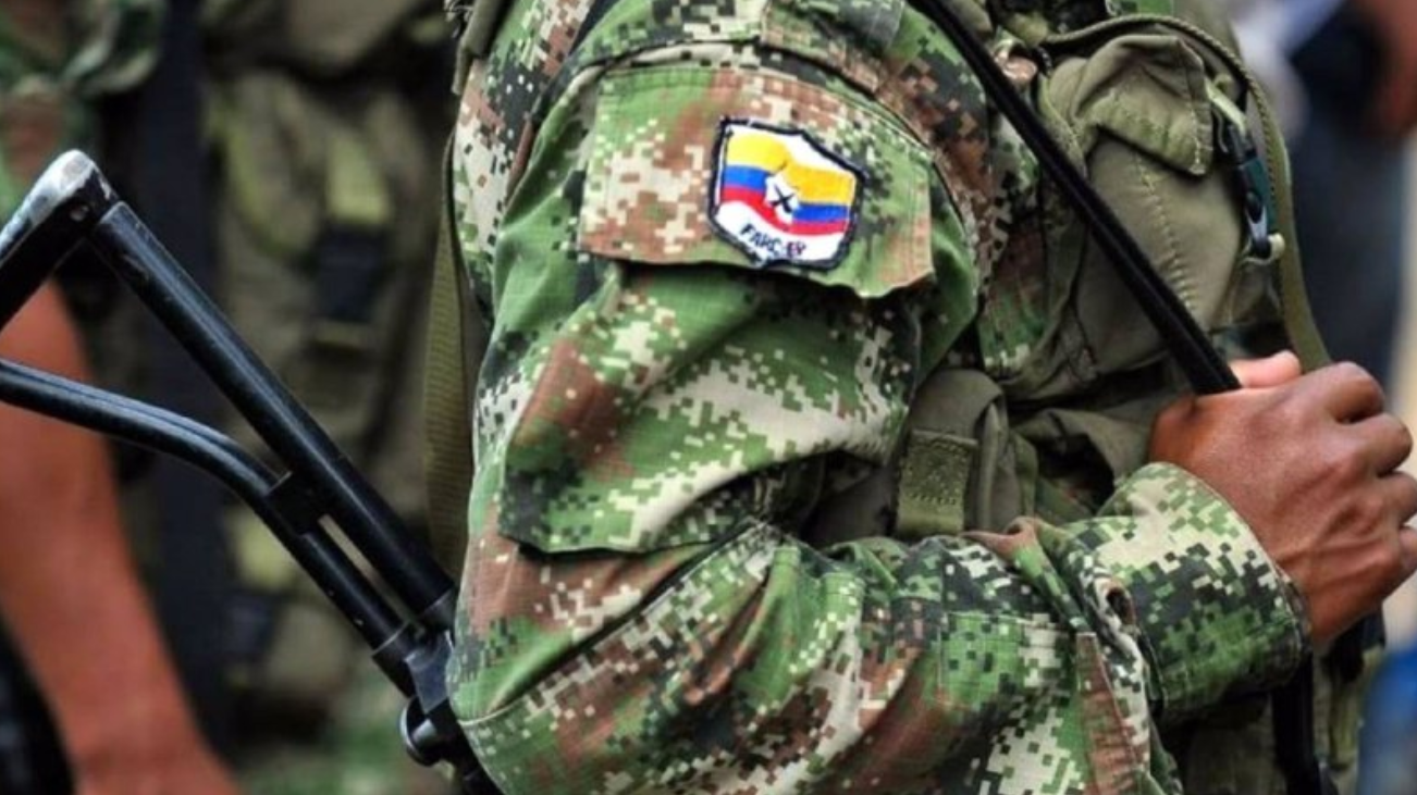 El Gobierno de Colombia pide que se levante las órdenes de captura de varios jefes de las disidencias de las FARC