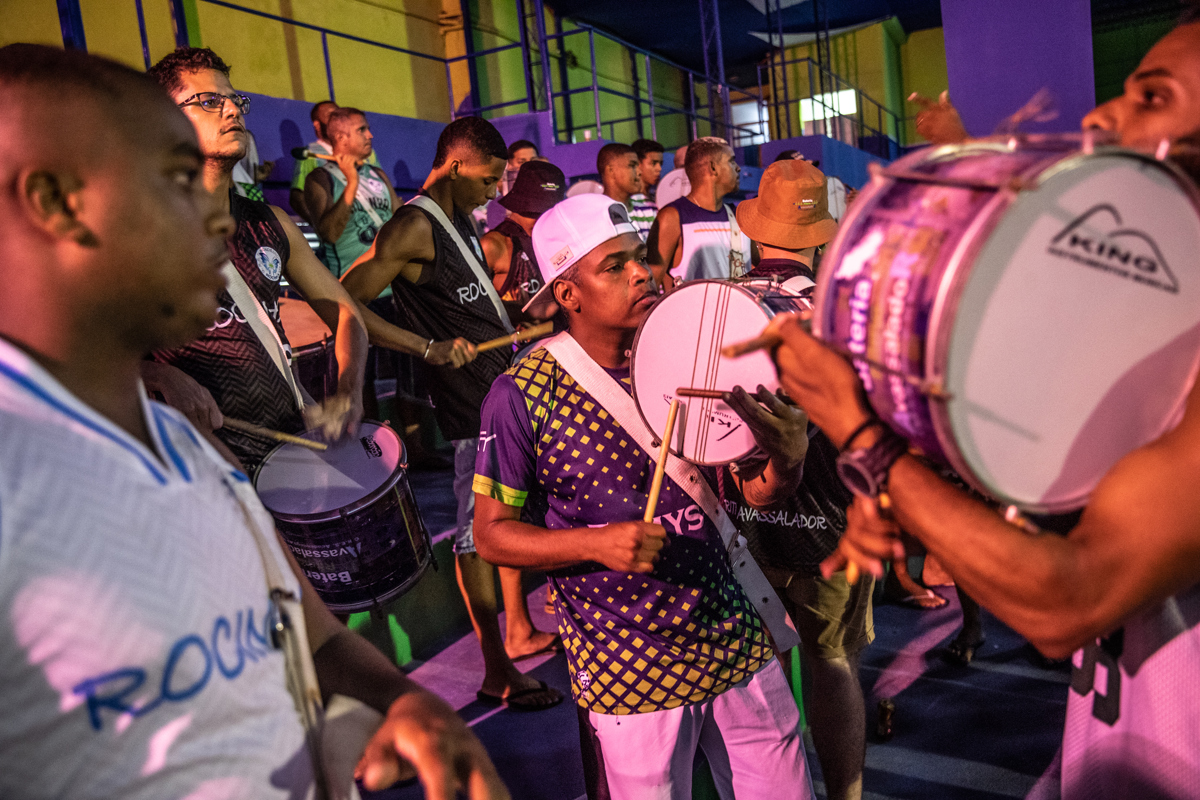 El sambódromo, un deseo por el que las «escolas» pobres luchan con las uñas