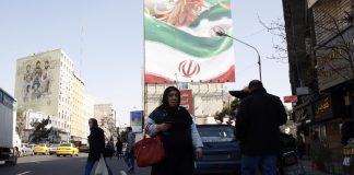 El Gobierno de los talibanes tomó este lunes el control de la embajada afgana en Teherán, algo que las autoridades iraníes han calificado como “un asunto interno” de Afganistán.