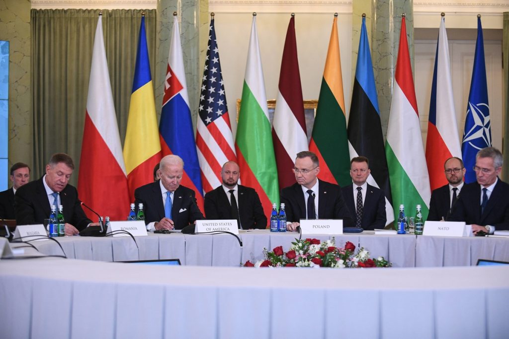El secretario general de la OTAN, Jens Stoltenberg, aseguró este martes en Helsinki que los países aliados han acordado que Ucrania será miembro de la Alianza "a largo plazo", aunque insistió en que lo urgente ahora es ayudar a Kiev a mantener su independencia.