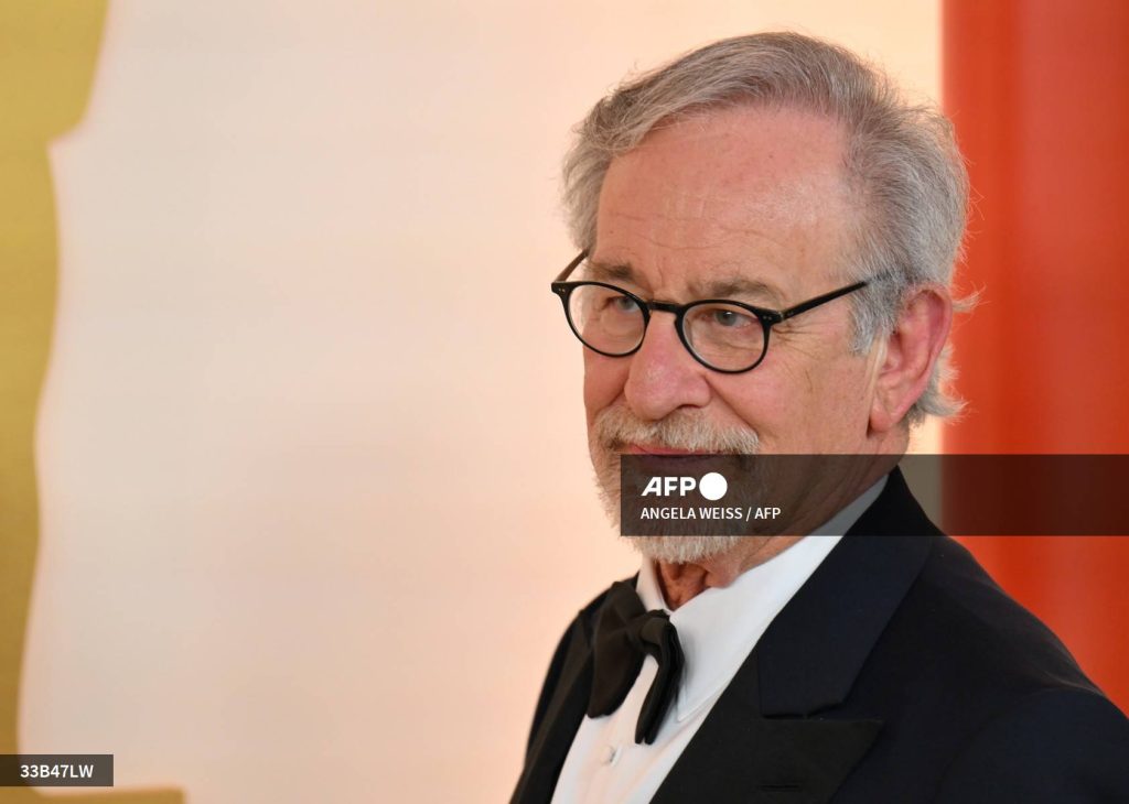 Smash Steven Spielberg