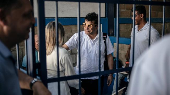 El comisionado de Paz, Danilo Rueda, ha estado en varias mesas de paz, instaladas en cárceles del país. Foto: Oficina del Alto Comisionado para la Paz