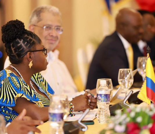 Vicepresidenta de Colombia destacó las virtudes del sistema de salud cubano