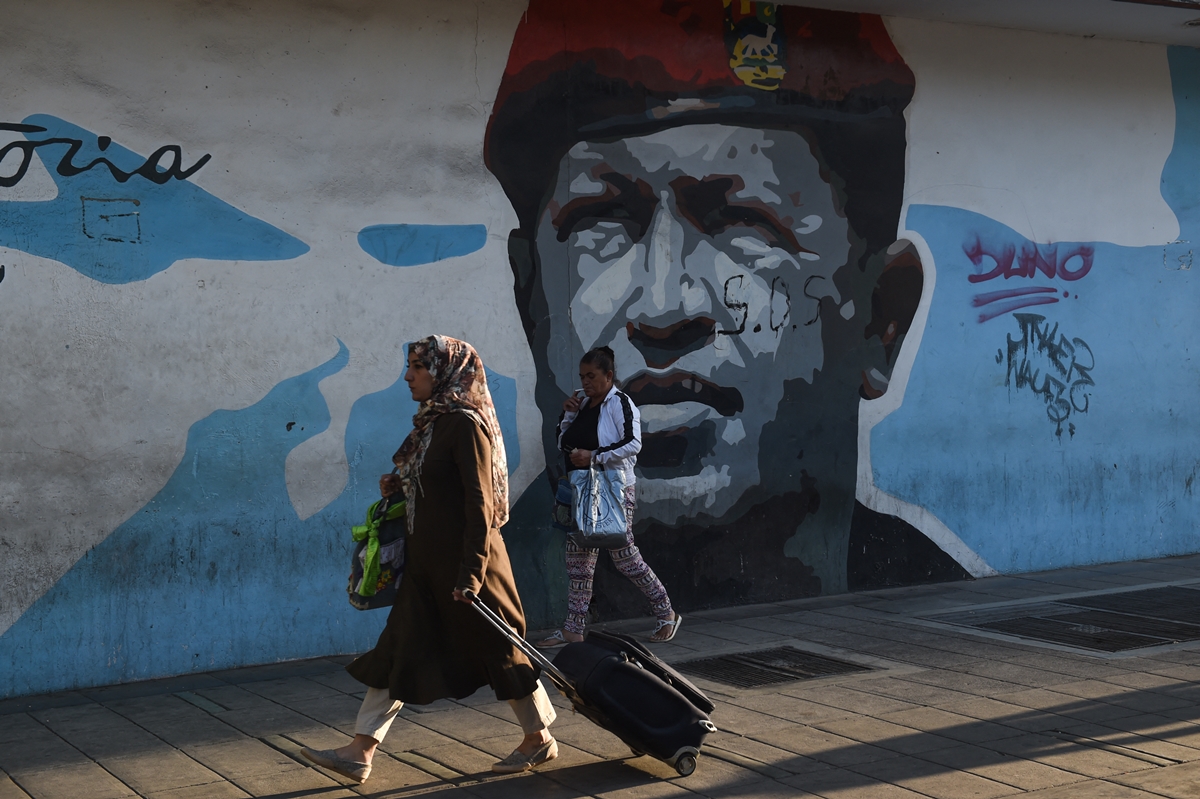 De Bolívar a Súper Bigote, pasando por Chávez: el culto a los líderes de Venezuela