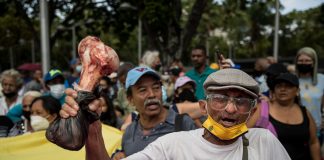 protestas 50% de los adultos mayores en Venezuela no consume proteína animal