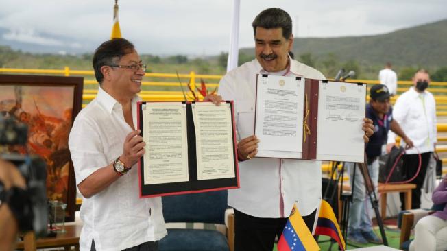 Más promesas que realidades: un año del restablecimiento de relaciones entre Colombia y Venezuela