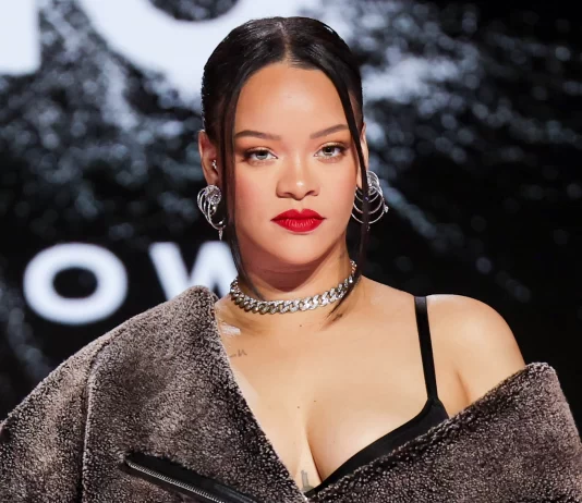Rihanna Los Pitufos