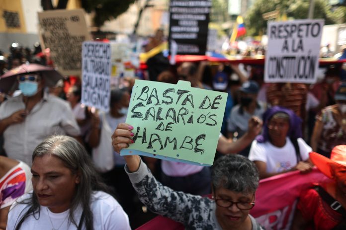 cestaticket Protesta de trabajadores en Venezuela. Foto: EFE/Miguel Gutiérrez