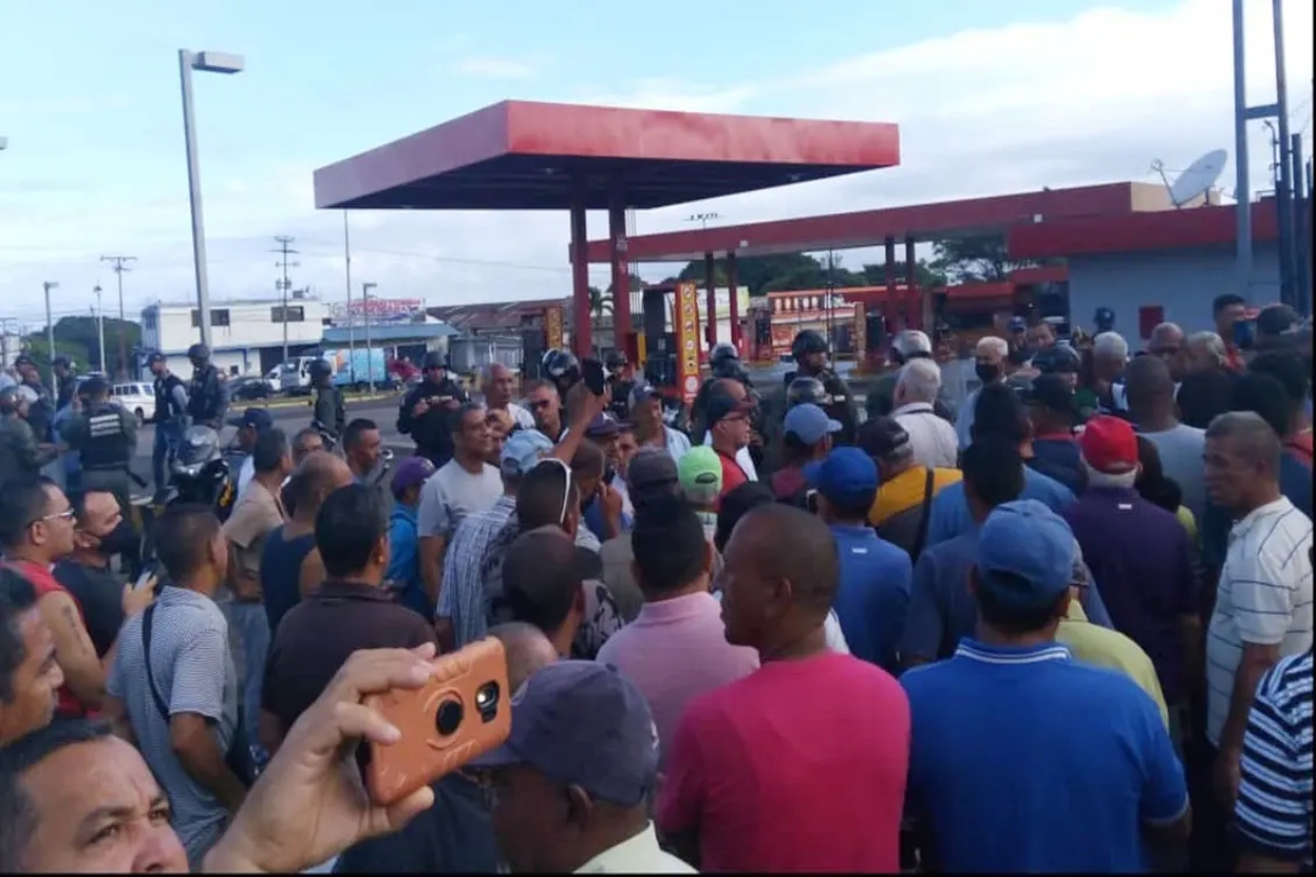 Protestan En Bolívar Por La Eliminación De Bombas De Gasolina Subsidiadas