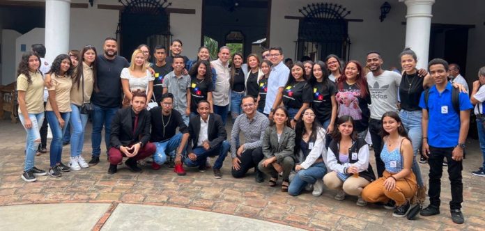 Juramentaron a jóvenes de la Unión Venezolana de Liceístas de Lara