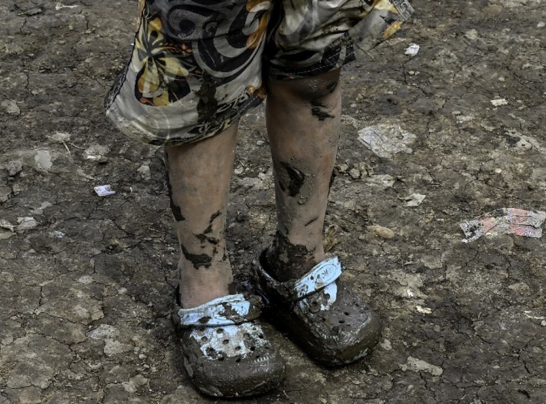 niño abandonado Darién