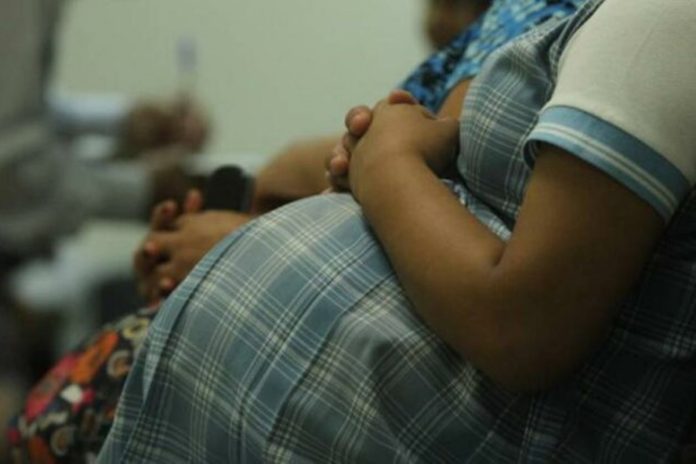 El embarazo adolescente ha reducido de forma muy lenta en Venezuela Venezuela se ubica en el primer lugar con mayor tasa de embarazo adolescente en la región