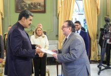 Maduro recibió al embajador de Uruguay tras años de escasas relaciones