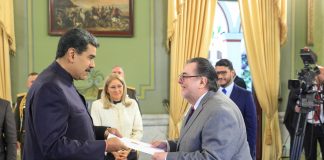 Maduro recibió al embajador de Uruguay tras años de escasas relaciones