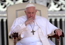 Operación de hernia abdominal del papa Francisco concluyó sin complicaciones