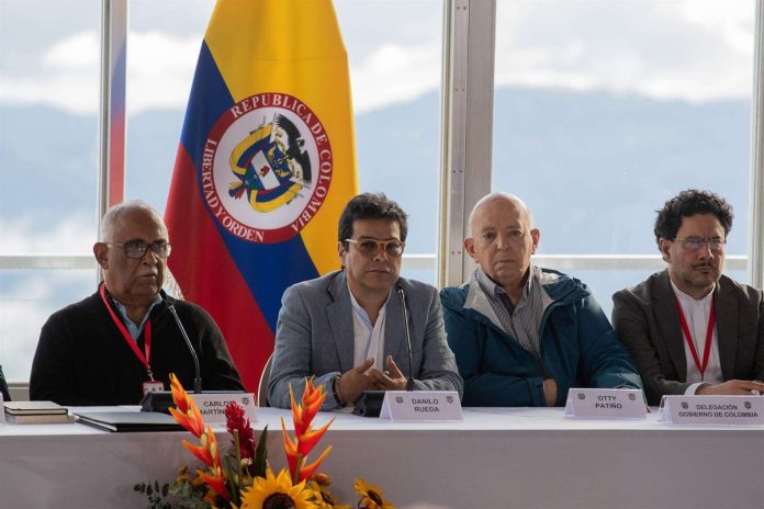 Gobierno de Colombia y el ELN intentarán cerrar esta semana los detalles del cese al fuego