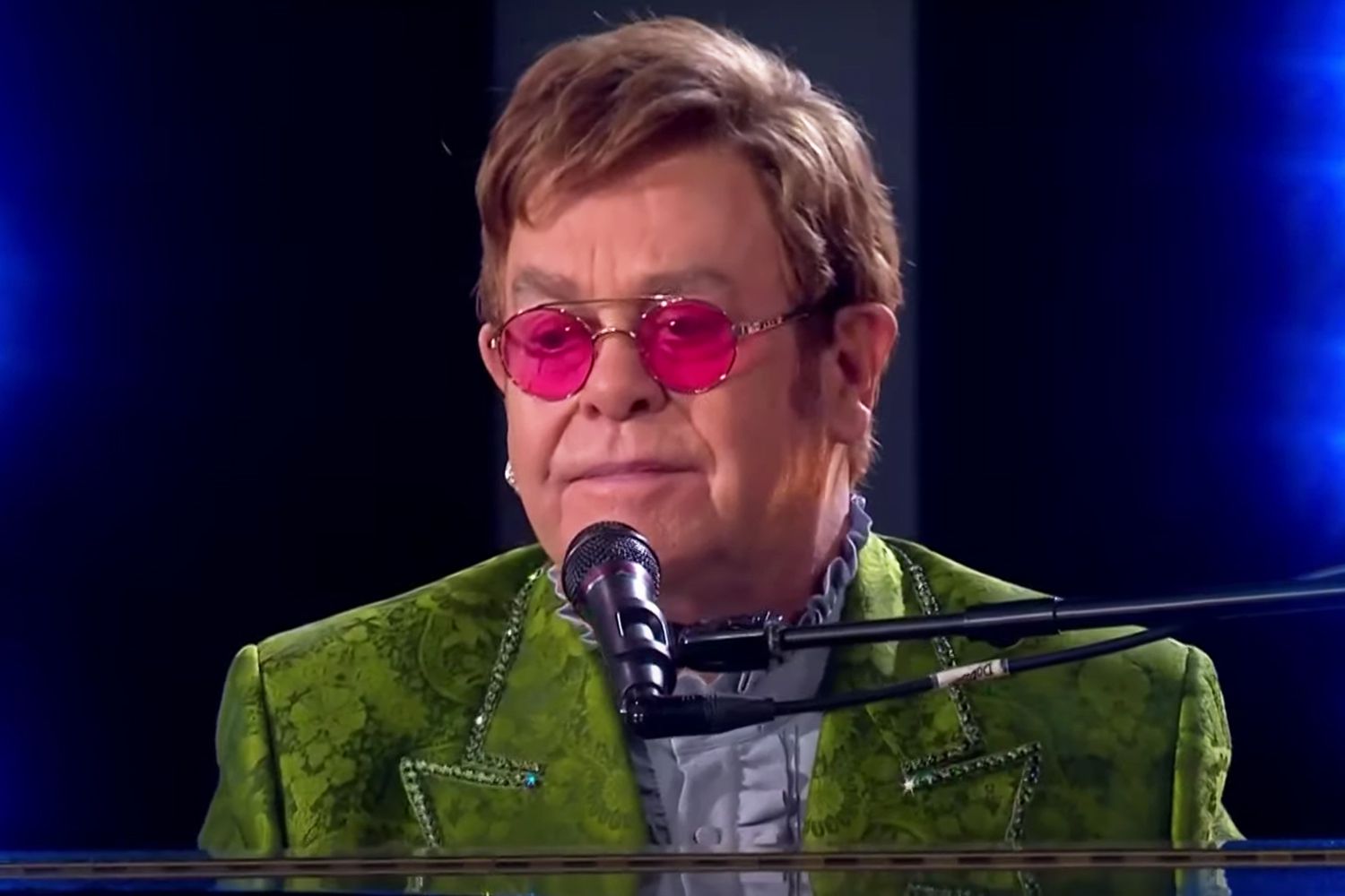 Elton John declaró como testigo en el juicio contra Spacey por delitos sexuales