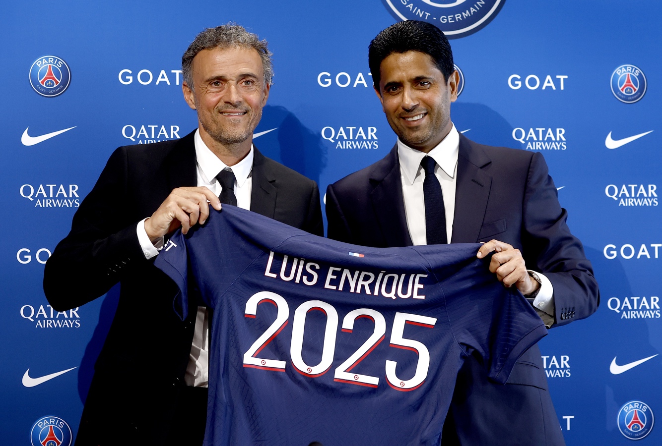 Presidente del PSG junto al entrenador español Luis Enrique