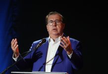 César Pérez Vivas candidato Aprende y Gana