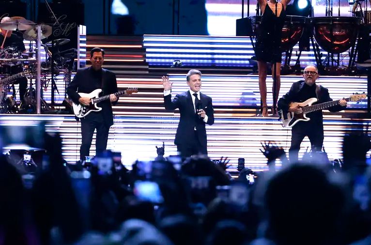 Luis Miguel anunció la única fecha de su concierto en Venezuela