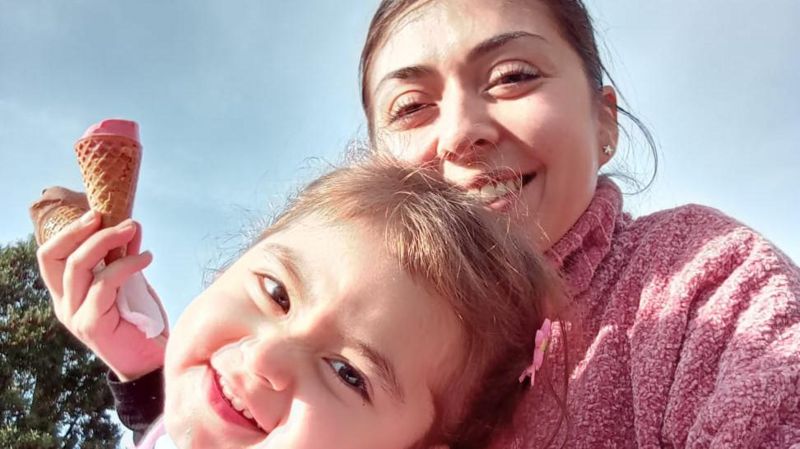 “Me obligaron a ser mamá”: las cientos de mujeres que hoy son madres en Chile tras utilizar anticonceptivos defectuosos