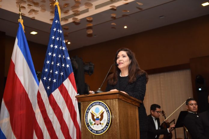 Cynthia Telles embajadora de Estados Unidos en Costa Rica sobre la migración en Centroamérica