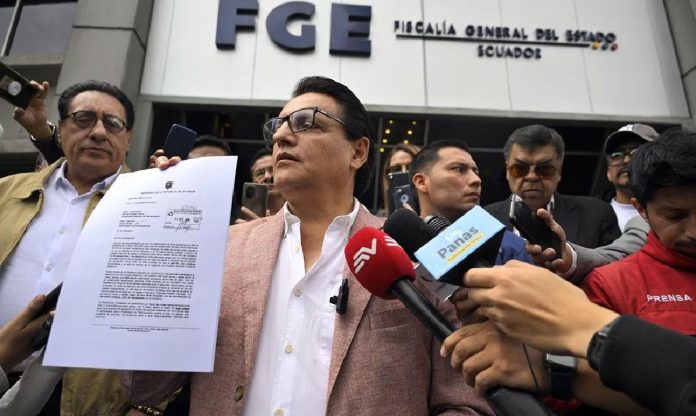 El gobierno de Ecuador rechaza denuncias que lo culpan del asesinato de Villavicencio