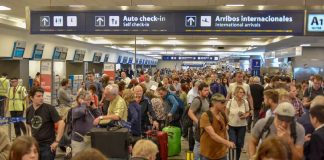 Unas 10.000 personas sin poder volar en aeropuertos argentinos por protesta gremial