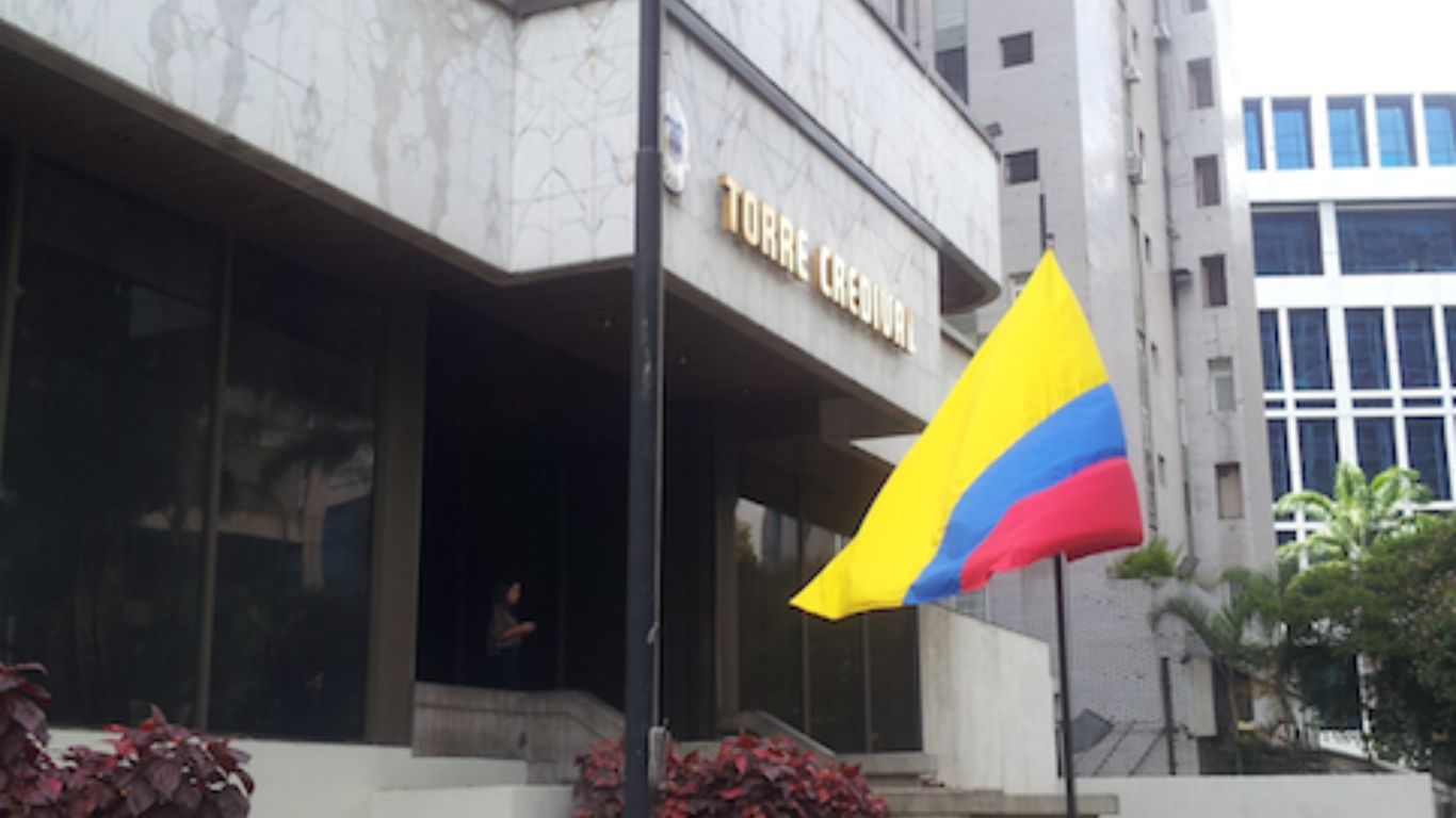 Colombia evalúa atender asuntos consulares en su embajada en Caracas