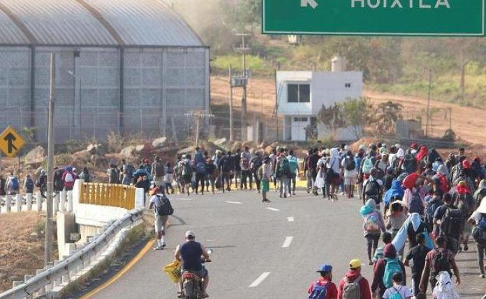 Migrantes aprovechan suspensión de deportaciones en México