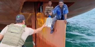 La increíble travesía de los nigerianos que pasaron 14 días escondidos en la pala del timón de un barco hasta llegar a Brasil