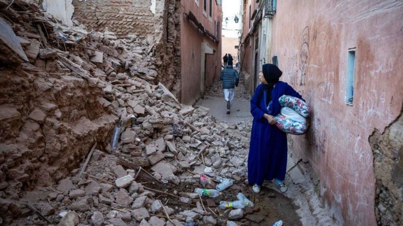 El potente terremoto de magnitud 6,8 se produjo durante la noche del viernes. El epicentro se situó 71 kilómetros al sur de Marrakech y a una profundidad de 18,5 kilómetros, según informó el Servicio Geológico de Estados Unidos. Reuters