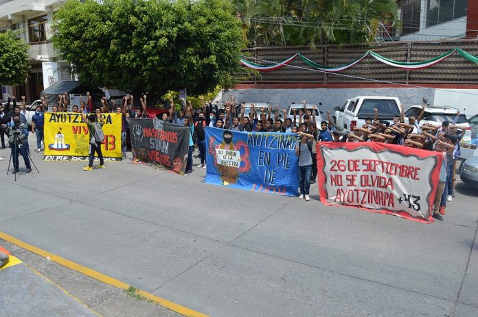 Estudiantes mexicanos desaparecidos de Ayotzinapa