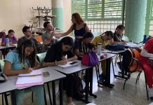 Comité de Estudiantes para la Primaria UCV consulta estudiantil