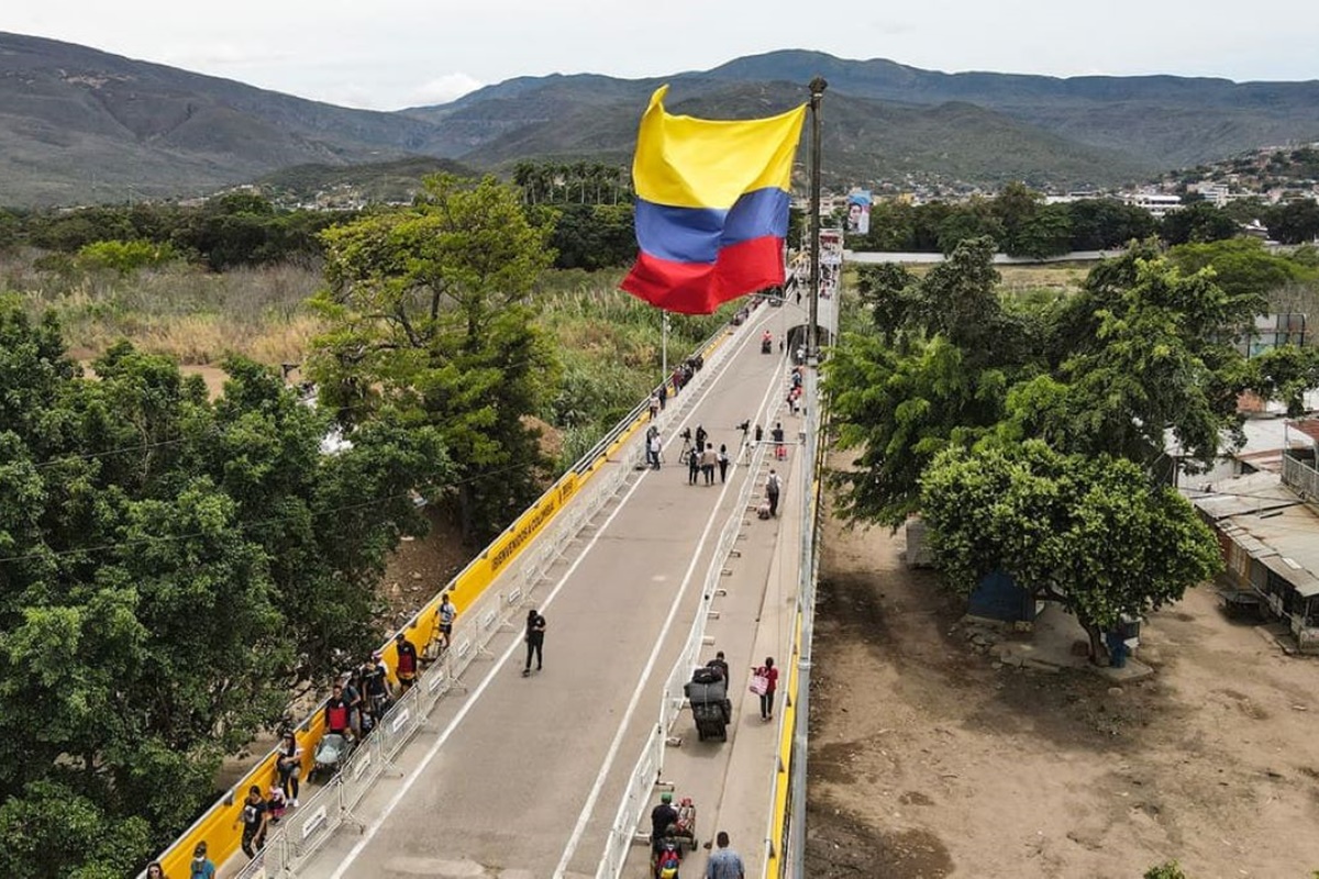 Cierre de la frontera por las elecciones paraliza el movimiento entre Colombia y Venezuela