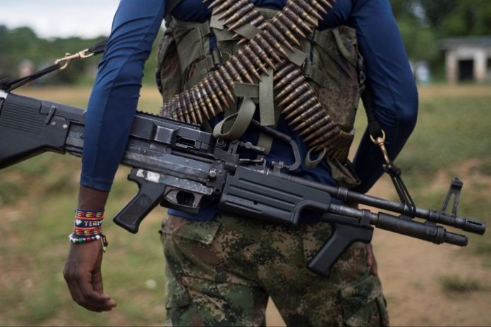 Enfrentamientos en Colombia entre guerrillas dejaron 16 muertos