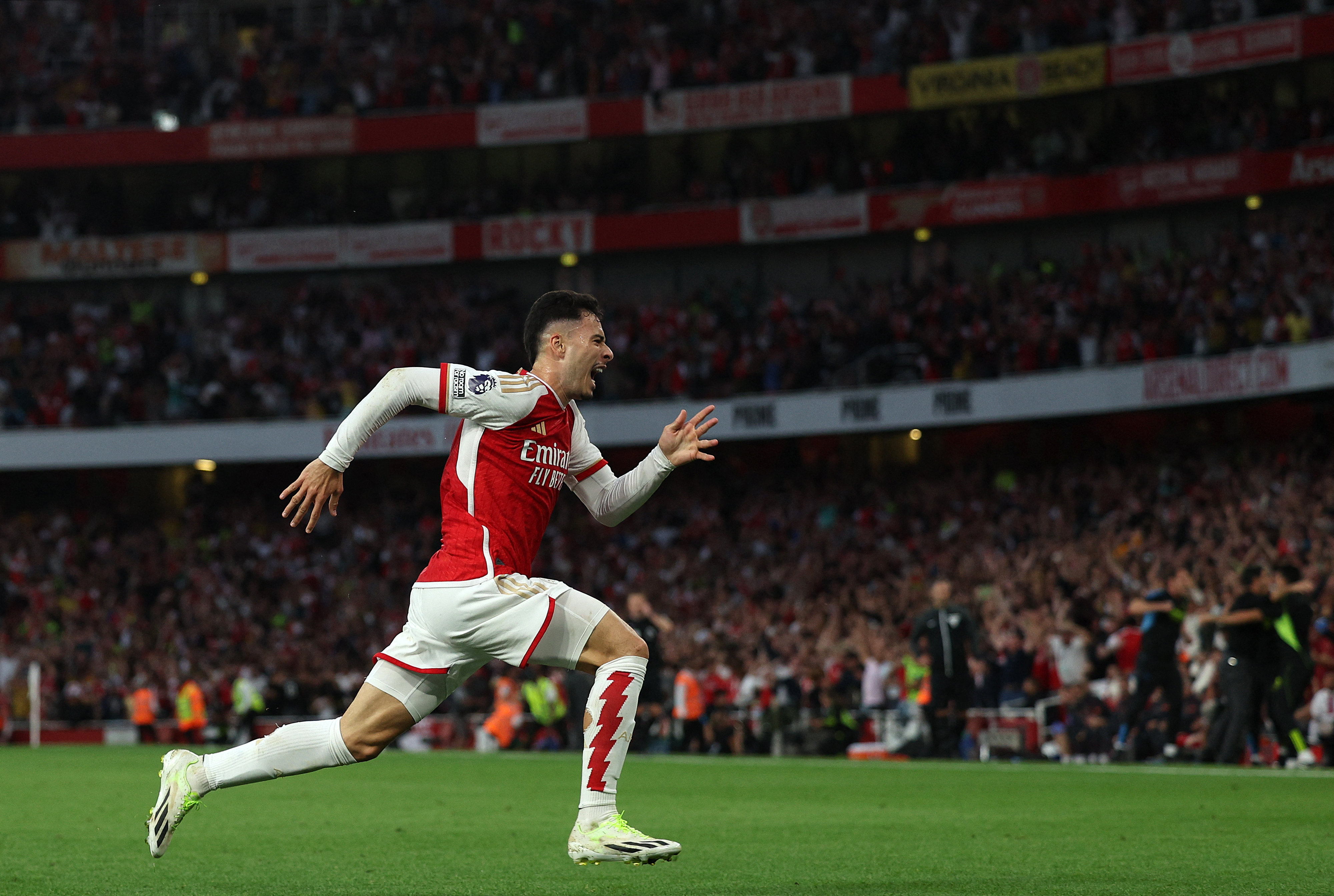 Arsenal vence al City con gol de Gabriel Martinelli