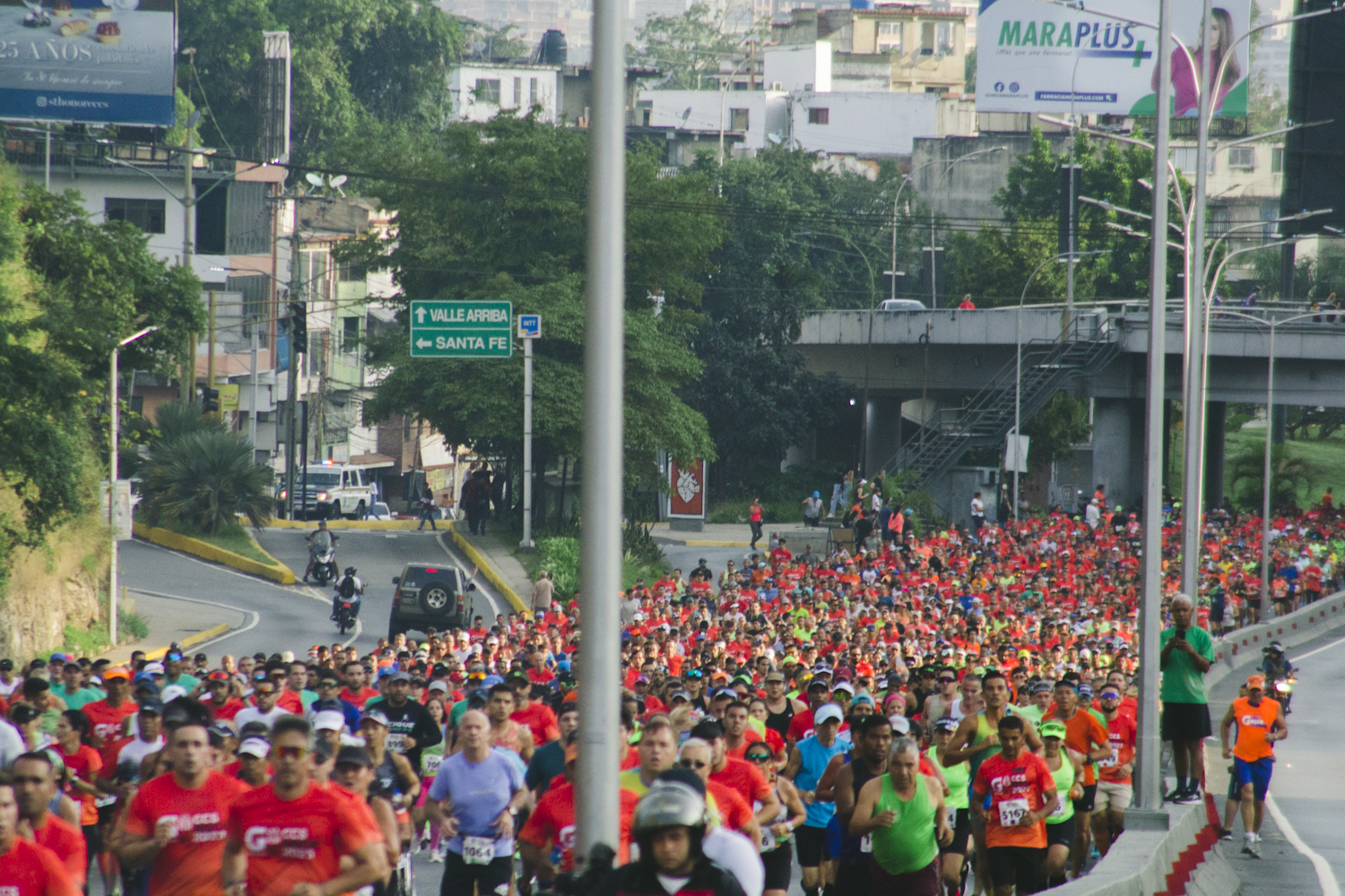 6,000 athletes filled the streets at the Gatorade Caracas Rock 2023