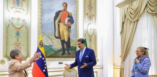 Maduro cumbre México