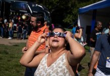 Eclipse solar anular en Caracas