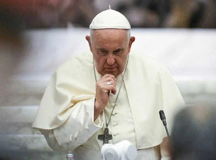 Papa recibirá a obispos españoles en plena polémica por casos de abusos papa Francisco corredores humanitarios