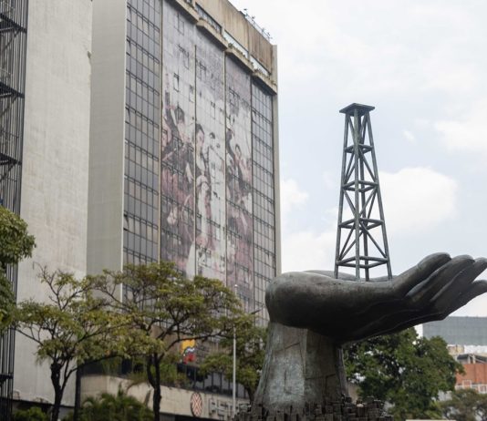 sanciones Exportaciones de petróleo de Venezuela disminuyeron en octubre - Curazao con producción